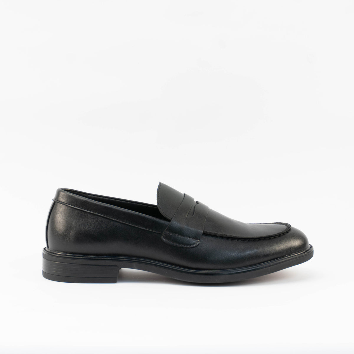 Mario D' boro Men's MZ 27524 C100 Black / Dark Brown formal slip-on shoes with low heel and classic design. Suitable for formal