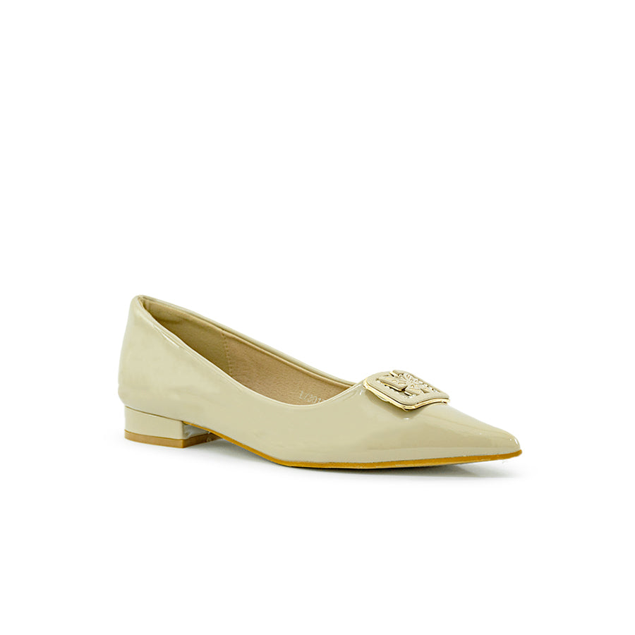 Mario D' boro Women's Ballet Flats LZ 30171 C94 Black/Taupe pointed toe flat shoe with low heel and decorative buckle.
