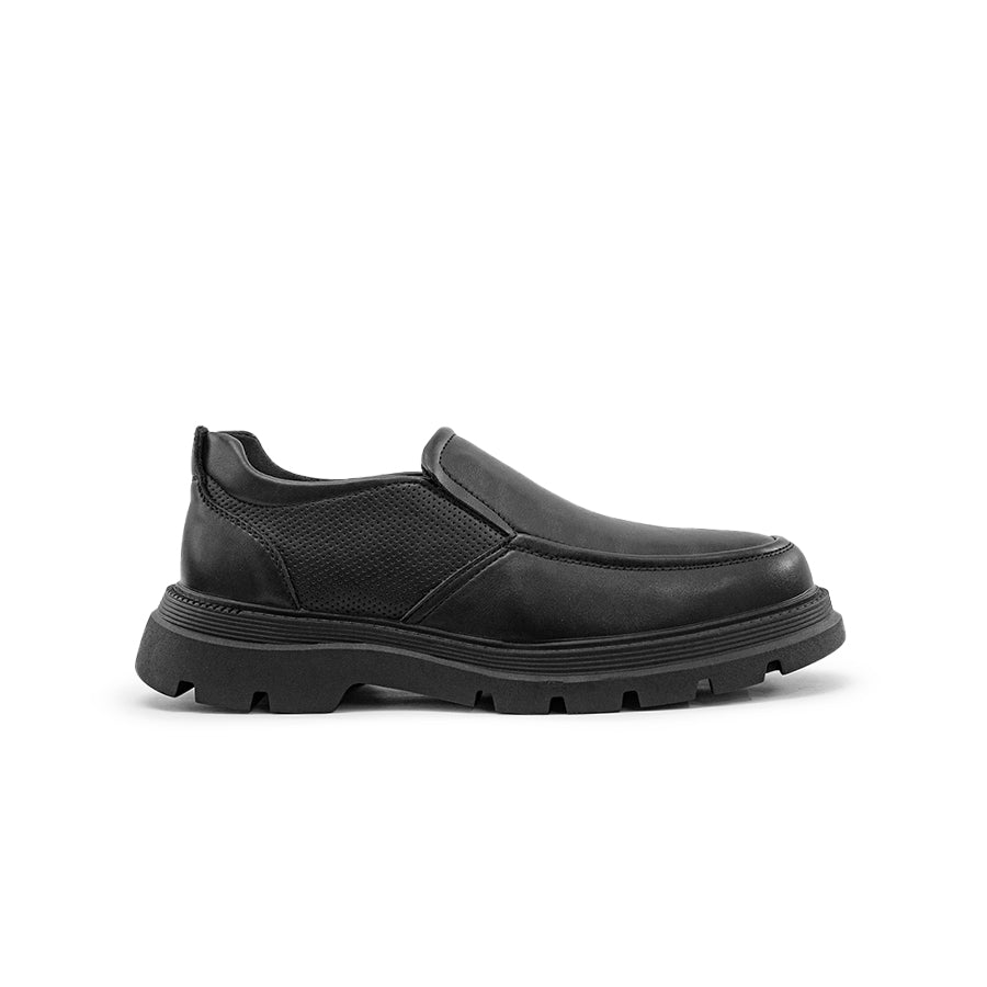 Mario D' boro Men's Formal Slip On MZ 27135 C95 Black / VDark Brown slip-on shoe with textured side panel and thick rugged sole.
