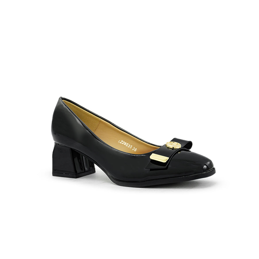 Mario D' boro LZ 29035 C92 Black patent leather pump with gold bow and block heel