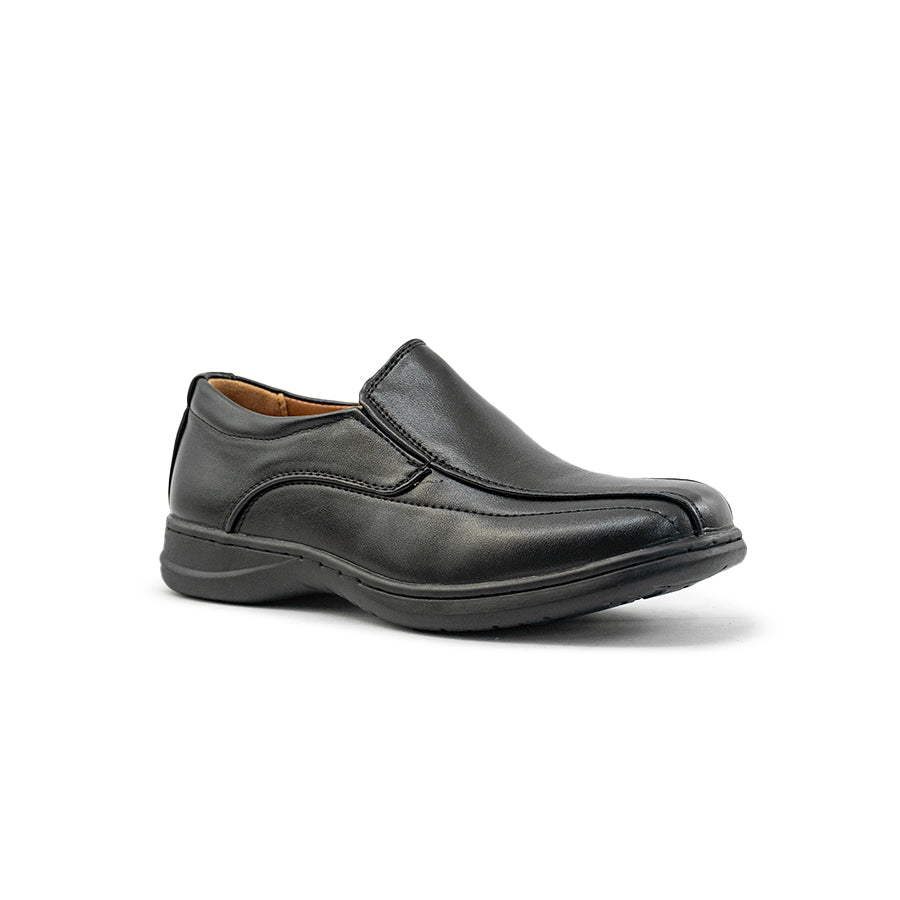Mario D' boro Kids Boys KZ 24115 C91 Black leather slip-on dress shoe with smooth finish and cushioned sole. Suitable for formal occasions.