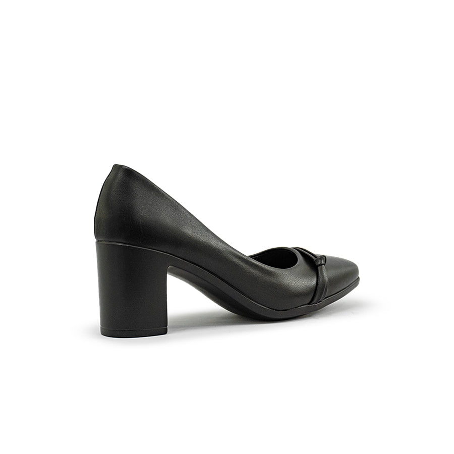 Mario D' boro Women's LZ 30187 C97 Black heeled pump shoe with block heel and decorative strap.