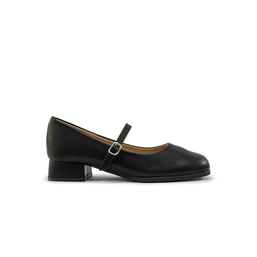 Mario D' boro Women's LZ 29023 C94 Black Mary Jane shoe with strap and buckle low block heel.
