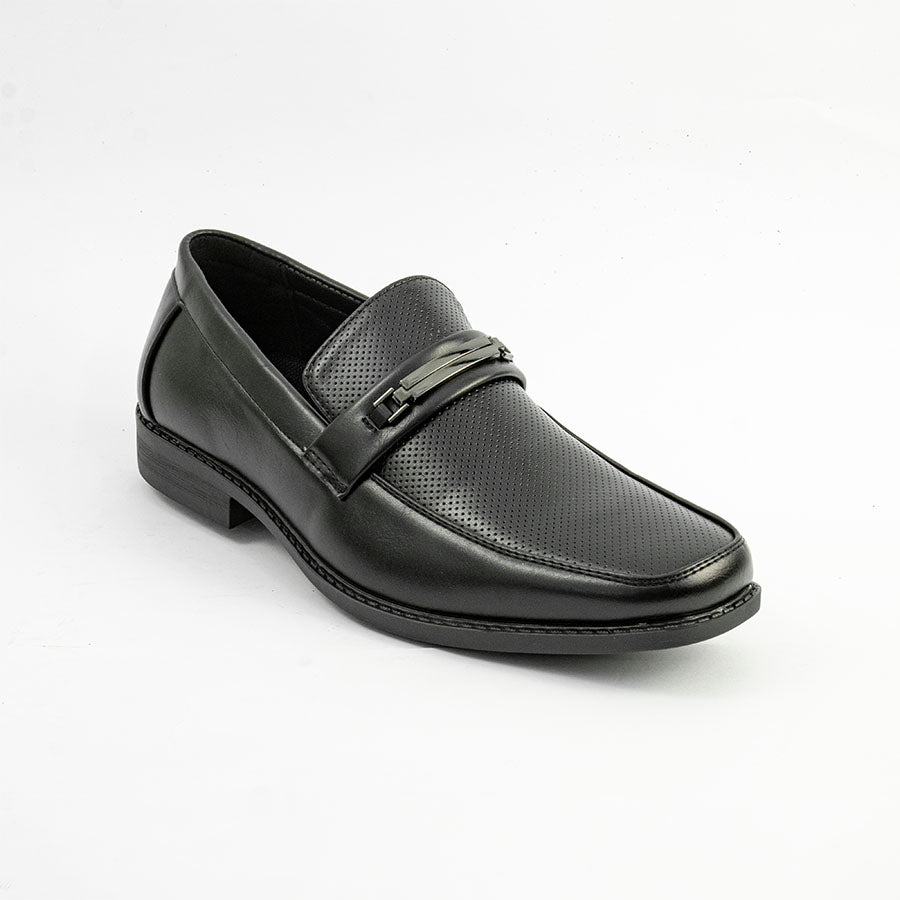 Mario D' boro MZ 27379 C98 Black formal men's dress shoe with textured upper and decorative buckle.