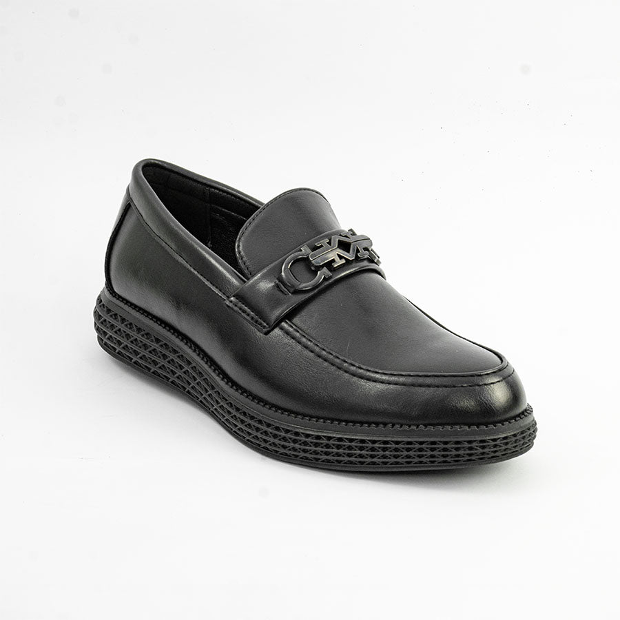Mario D' boro MZ 27340 C98 Black formal with decorative metal accent and textured sole. Suitable for formal occasions.