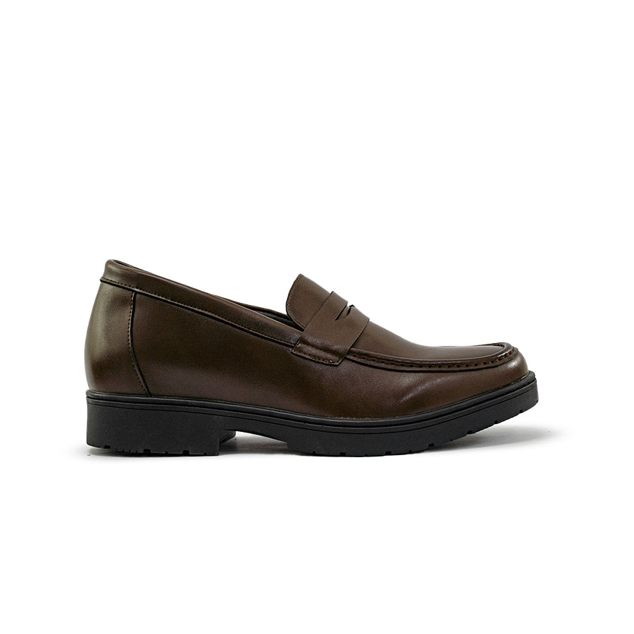 Mario D' boro Men's Formal MZ 27109 C95 Black / Dark Brown leather loafer with low heel and textured sole. Suitable for formal or business casual wear.
