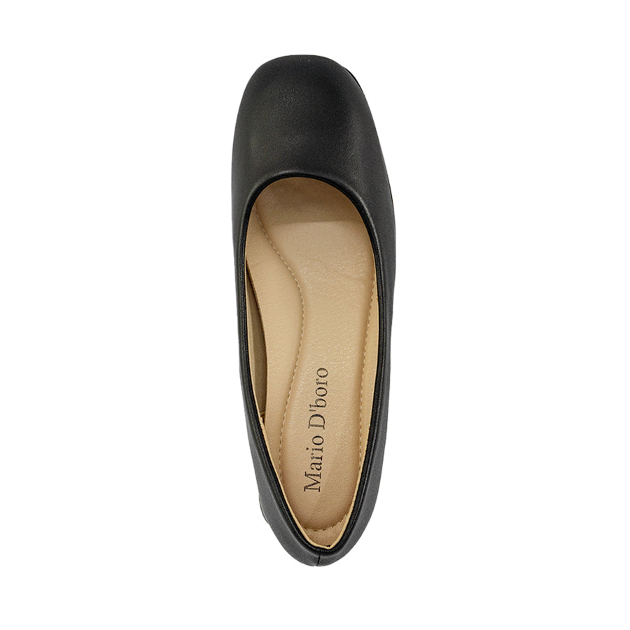 Mario D' boro Women's LZ 29814 C94 Black School shoe with low block heel. Closed toe design.