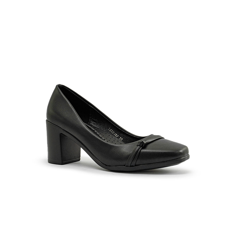 Mario D' boro Women's LZ 30187 C97 Black heeled pump shoe with block heel and decorative strap.
