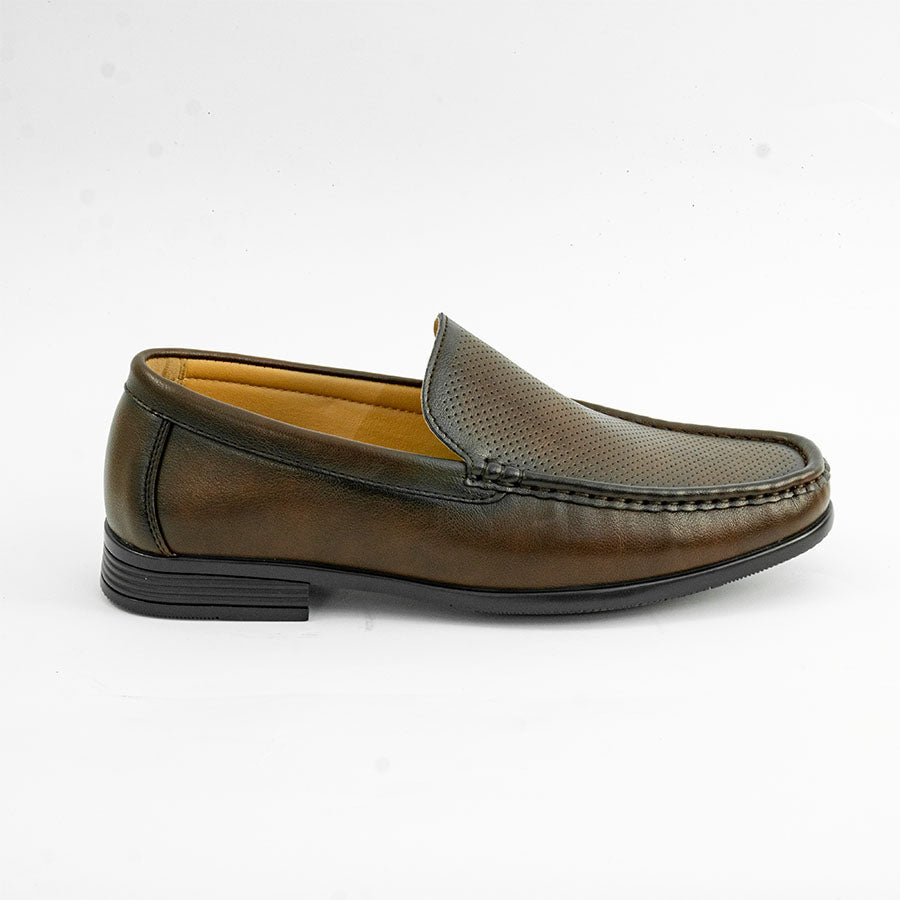 Mario D' boro MZ 27296 C98 Black / Dark Brown slip-on loafer with perforated detailing and tan lining.