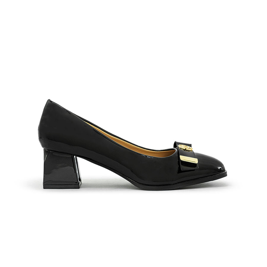 Mario D' boro LZ 29035 C92 Black patent leather pump with gold bow and block heel