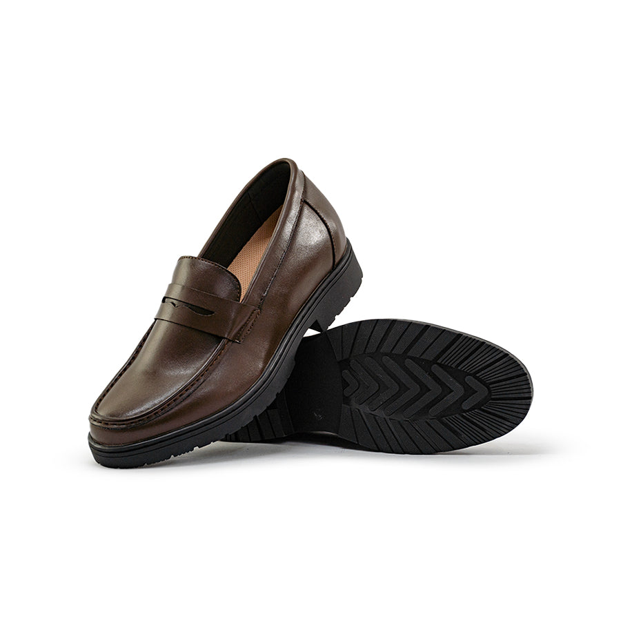 Mario D' boro Men's Formal MZ 27109 C95 Black / Dark Brown leather loafer with low heel and textured sole. Suitable for formal or business casual wear.