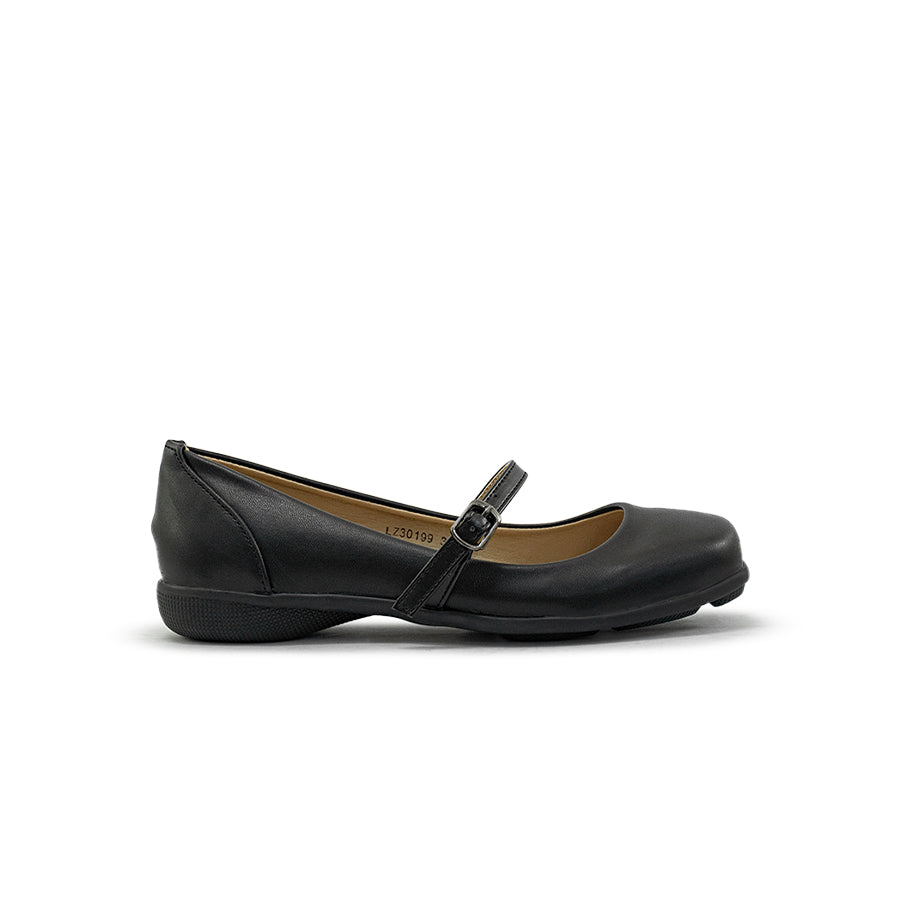 Mario D' boro LZ 30199 C92 Black Mary Jane flat shoe with strap and buckle.