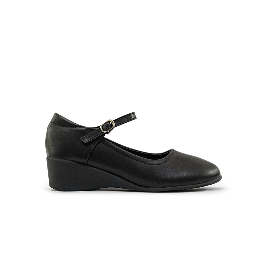 Mario D' boro Women's LZ 29683 C94 Black wedge heel Mary Jane shoe with ankle strap buckle.