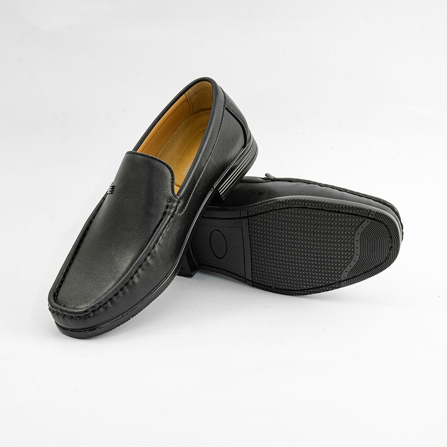 Mario D' boro MZ 27297 C98 Black leather men's loafer slip-on shoe with yellow lining and decorative metal accent.