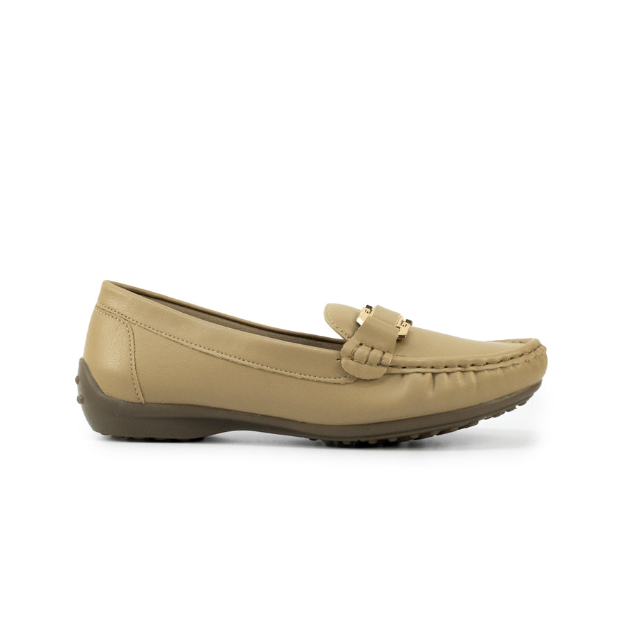 Mario D' boro LZ 30475 C102 Women's Black / Taupe loafer with rubber sole and gold accent.