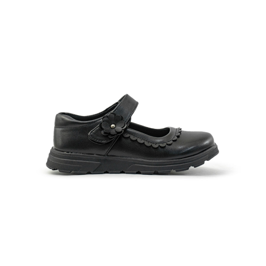 Mario D' boro Kids Girls KZ 24100 C91 Black Mary Jane shoe with strap and flower detail.