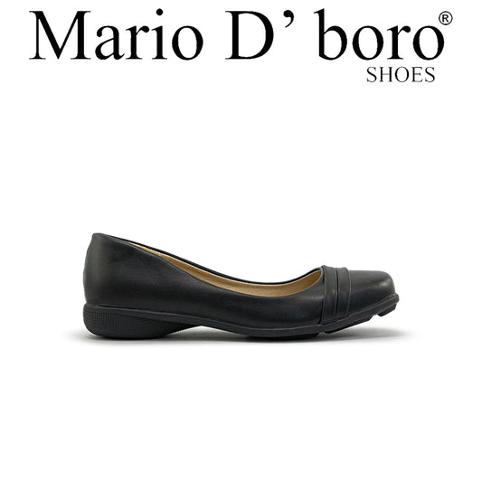 Mario D' boro LZ 30195 C92 Black women's flat shoe with decorative stitching and textured sole.