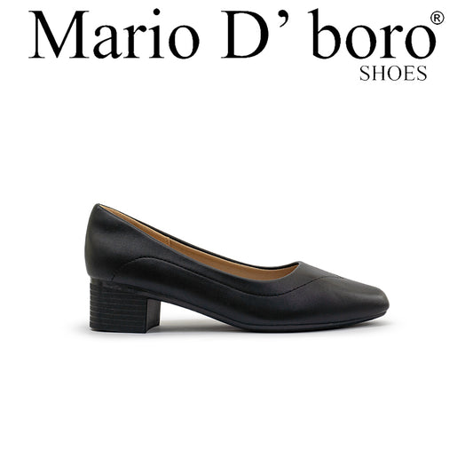 Mario D' boro Women's LZ 30270 C97 Black leather pump with block heel. Square toe design. Low heel height.